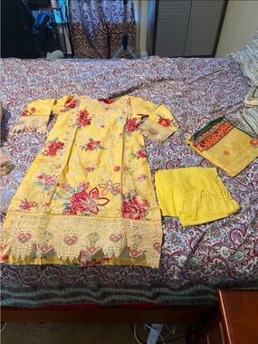 Bin saeed dress 3 pc suit sz small and medium